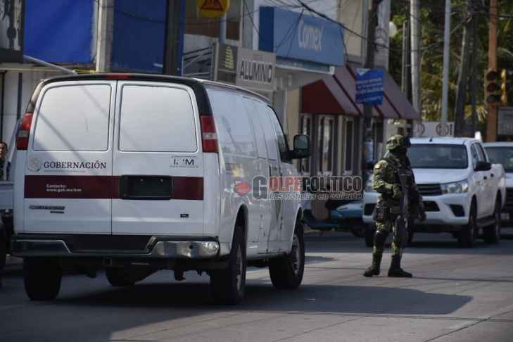 En la torre! Presencia policiaca en Boca del Río por privación de libertad  de dos elementos del Instituto de Migración - Golpe Político