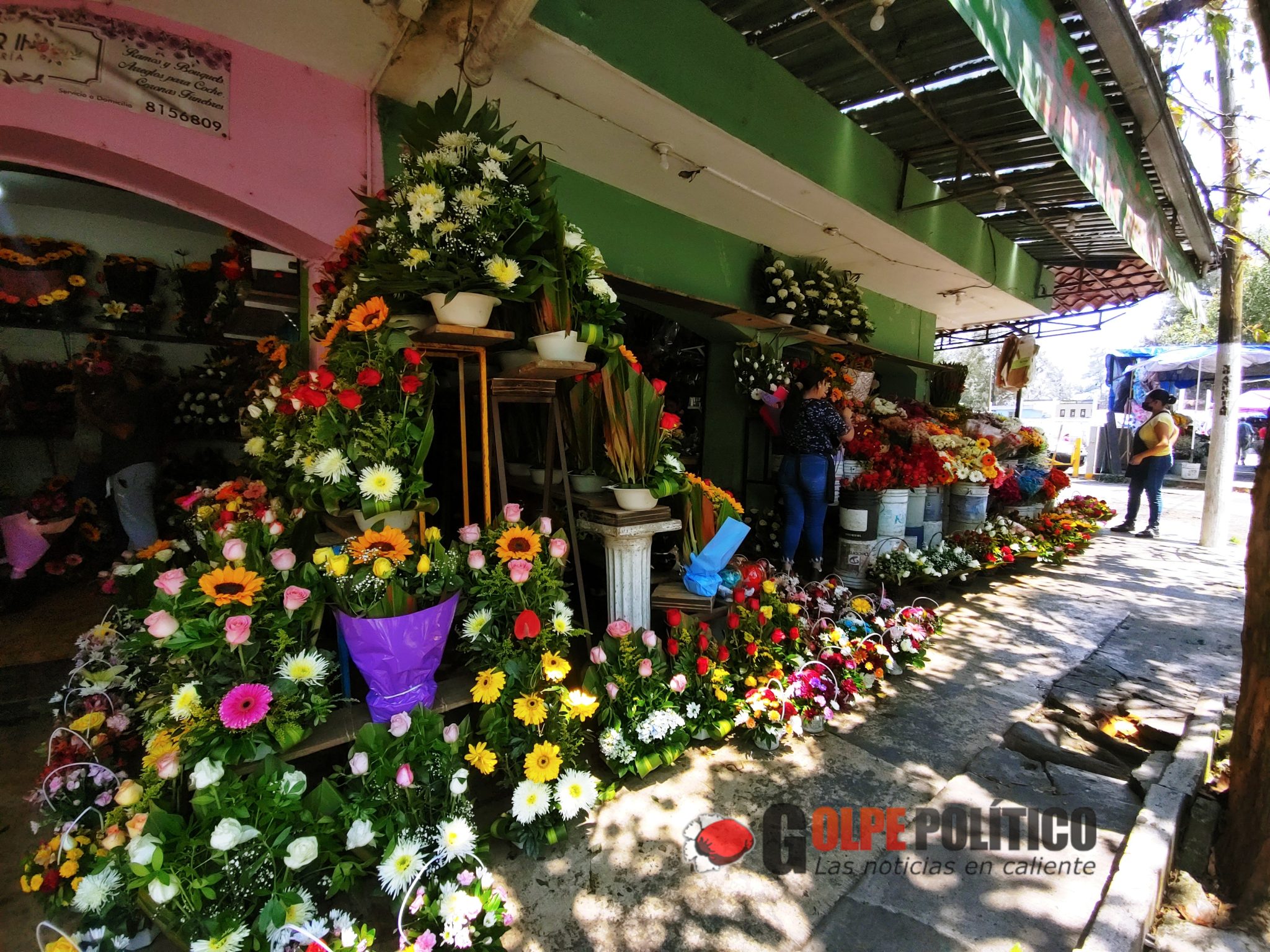 Alivio a su bolsillo! Repunta venta de flores por Día de las Madres,  aseguran comerciantes de la avenida Xalapa - Golpe Político