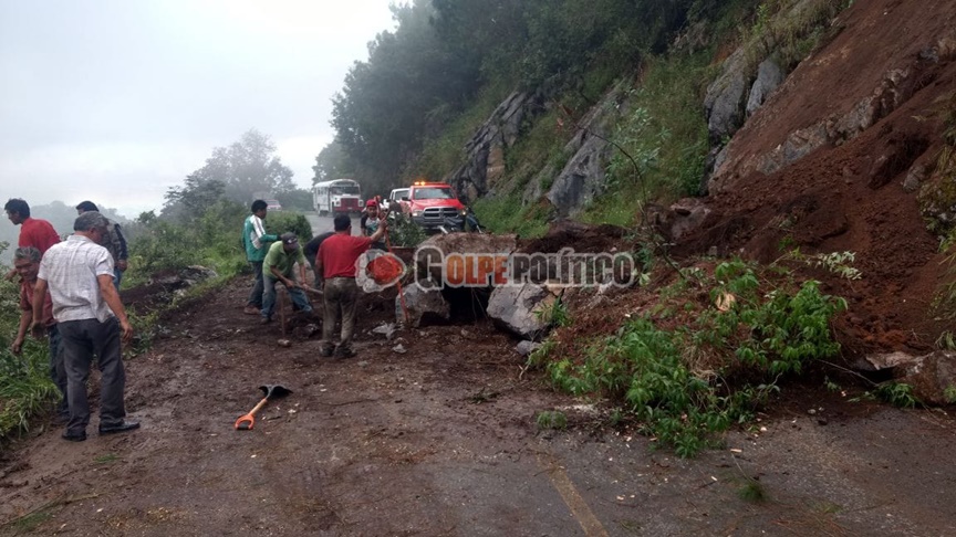 ¡Extrema precauciones! PC se mantiene alerta ante posibles deslaves en la carretera Magdalena-Orizaba